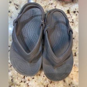 Crocs toddler size 9
